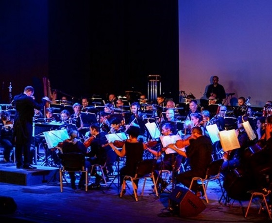 Bernstein 100 – a Kodály Filharmonikusok, Varnus Xaver és Balázs János estje